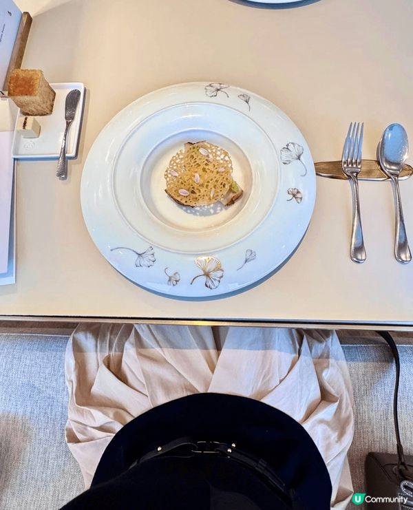 前一排生日同朋友打卡一間米芝蓮⭐⭐餐廳TATE DINING...