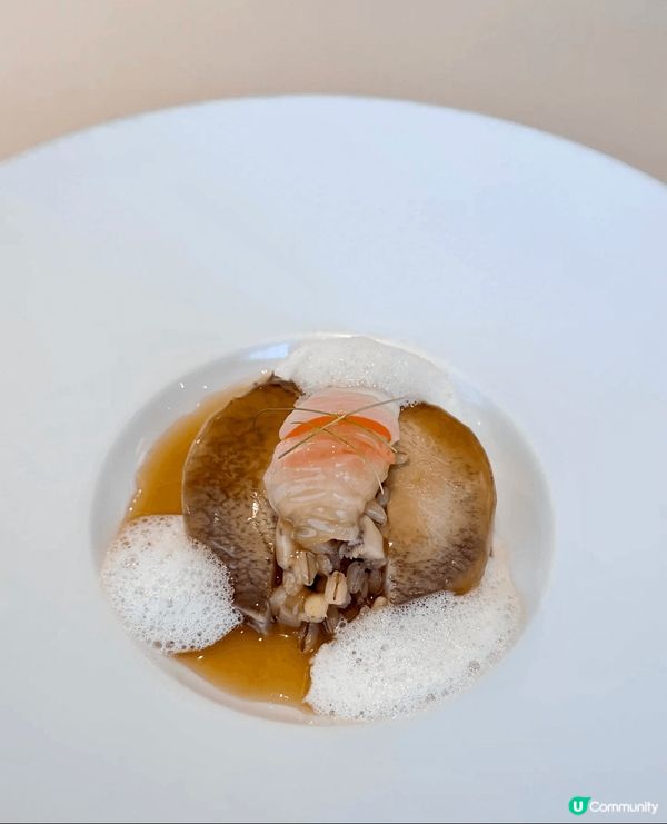 前一排生日同朋友打卡一間米芝蓮⭐⭐餐廳TATE DINING...