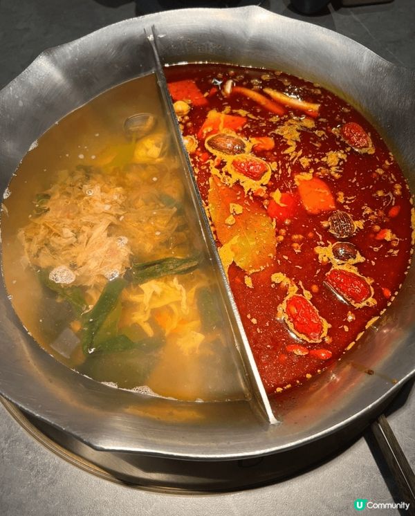 返大陸食湊湊火鍋,我地今次試左新口味,就係昆布鰹魚湯底,另一...