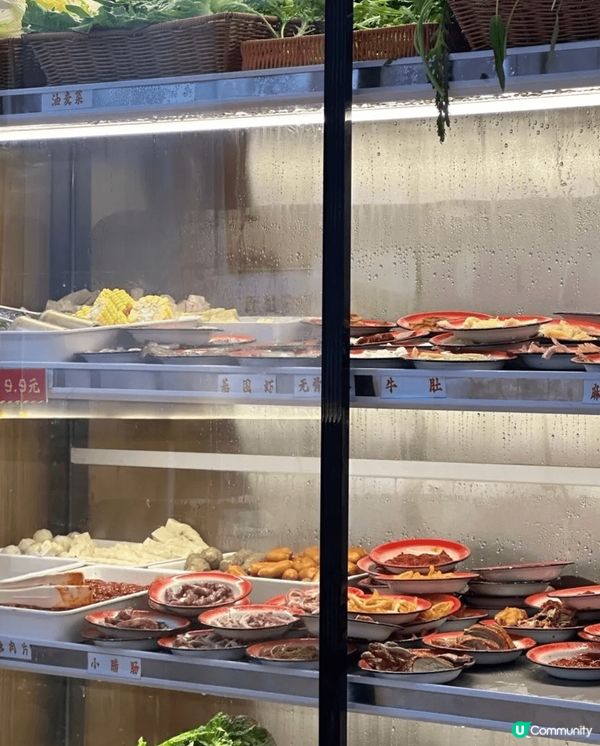 來到一間深圳吃麻辣湯的店舖，雖然店舖細小，但很乾淨，坐得都舒...