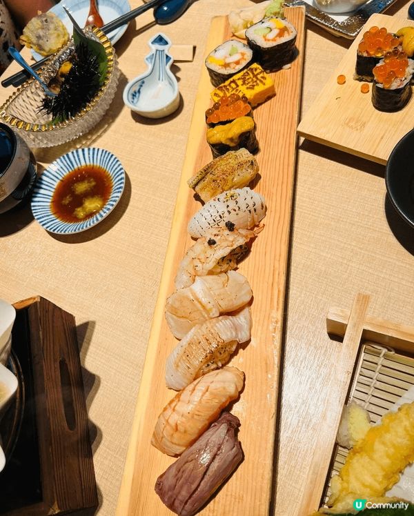 位於觀塘地鐵站附近嘅日本料理- 鮨樂，魚生刺身非常新鮮，壽司...