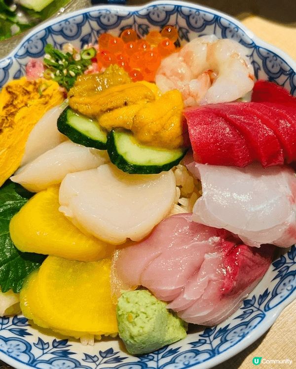 位於觀塘地鐵站附近嘅日本料理- 鮨樂，魚生刺身非常新鮮，壽司...