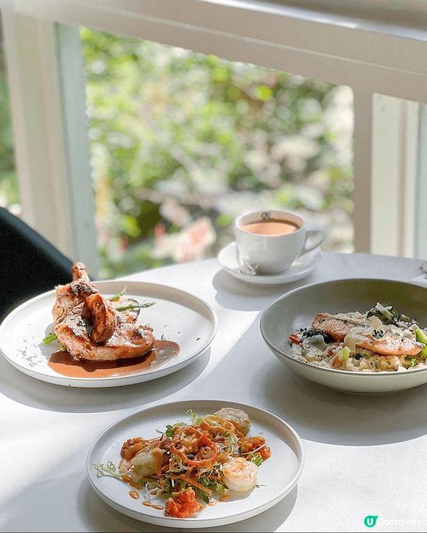 《香港公園湖畔餐廳》