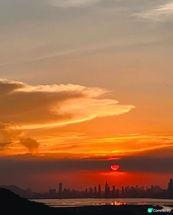 蝴蝶山上看日落