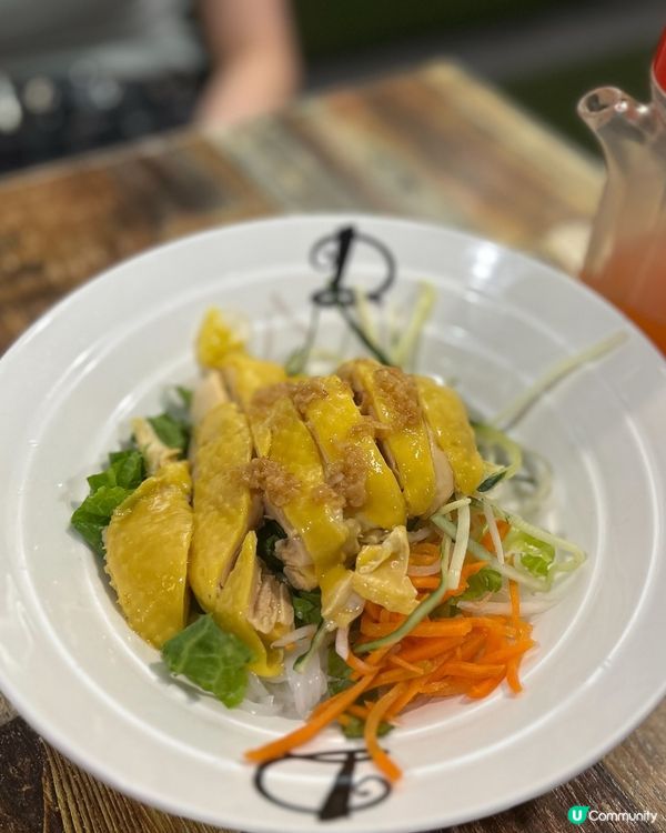 軟殼蟹黃薑飯🤤！蒜蓉牛油撈金邊粉😋！