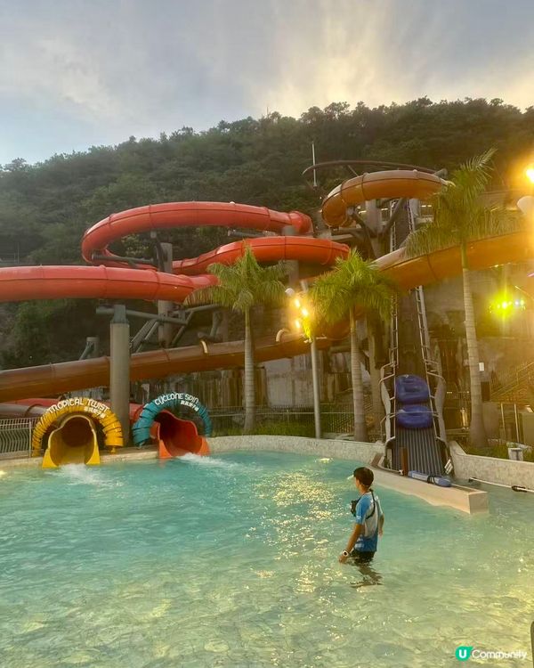 海洋公園水上樂園，玩到唔捨得走🤩