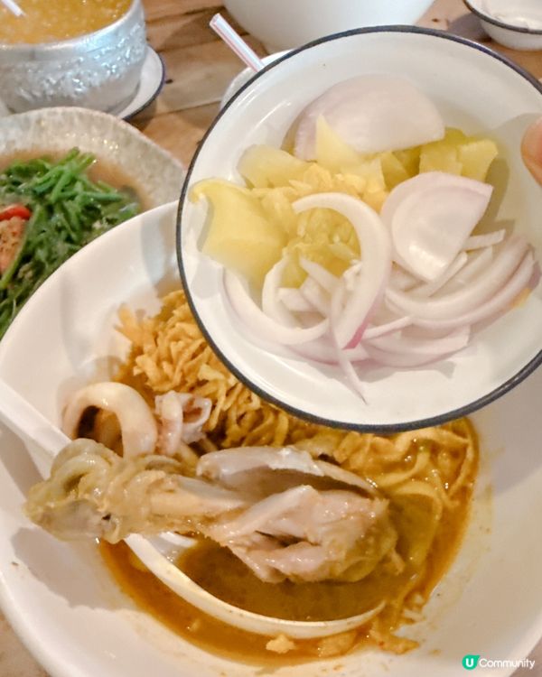 清邁落機第一餐食咩? 🇹🇭人氣泰北咖哩麵