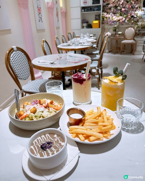 🇭🇰觀塘小豬粉色系少女風Cafe 