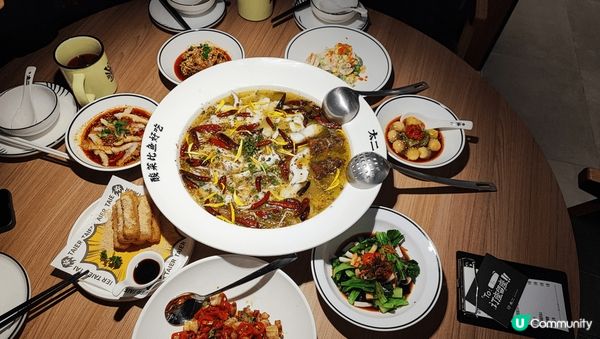 非常有特色，材料新鮮，美味無比，環境優雅，值得再一次光顧