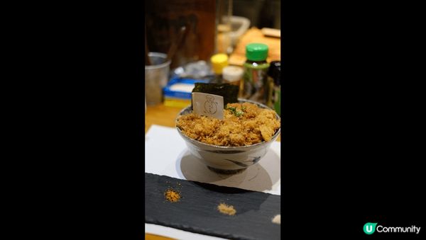 大阪人氣5公分厚超巨大豬排蓋飯，所有豬扒都係即叫即炸，飯底淋...