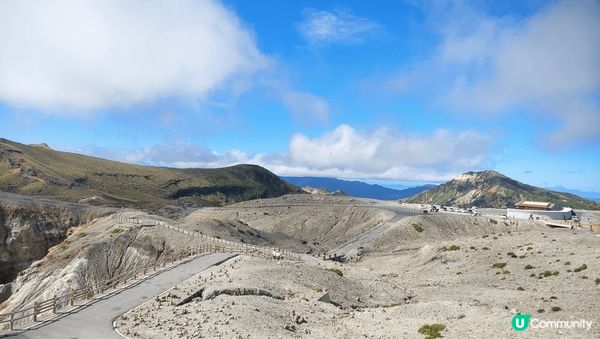阿蘇火山口，近距離接觸！ 人生沒多可能可以這麼近距離看見活火...
