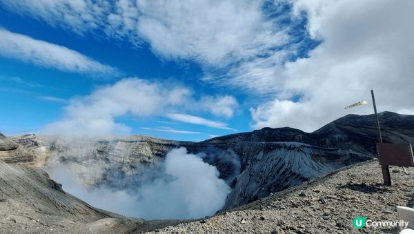 阿蘇火山口，近距離接觸！ 人生沒多可能可以這麼近距離看見活火...