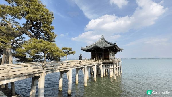 去日本京都如果自駕遊的話，不妨去參觀不同的神社或寺廟，很多地...