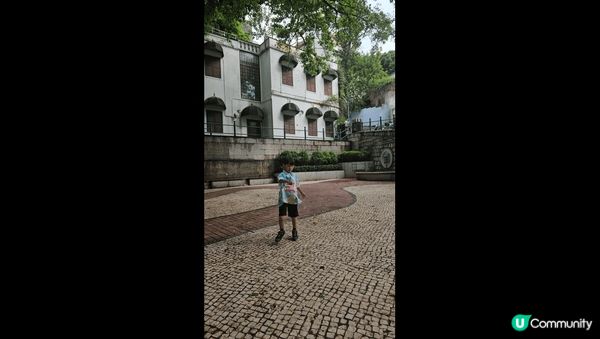 澳門亞婆井是一個非常有葡式建築特色的地區標誌，屬於澳門的其中...