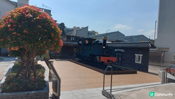 去中英街要攞禁區紙先可以去到，嗰喥環境好舒服，而午餐就食“有...