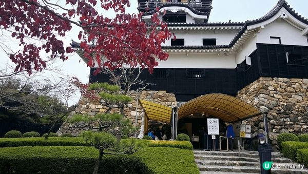 犬山城一日遊, 今日的天氣陰陰的, 在犬山站出來, 行右手邊...