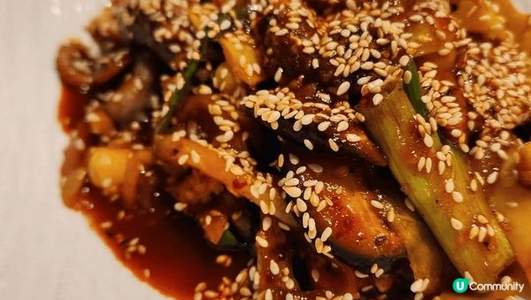 嗌到成枱嘢食，全部都好好食，賣相相當吸引，真係大飽囗福😋😋😋...