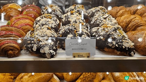 華麗、美味、大件、抵食、高品質的麵包舖。有甜食，有鹹點，有單...