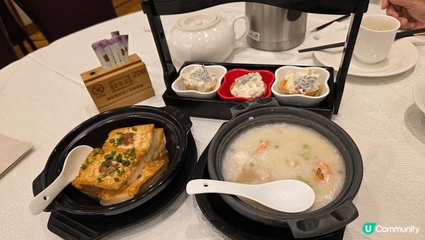 深圳會展中心金皇庭飲茶，雖有茶位和加一，但仍有不少特價美食，...