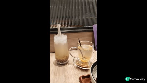 兩款小食可選:紅油抄手和鹵水雞翼，兩個主食可選:帶子拉面和酥...