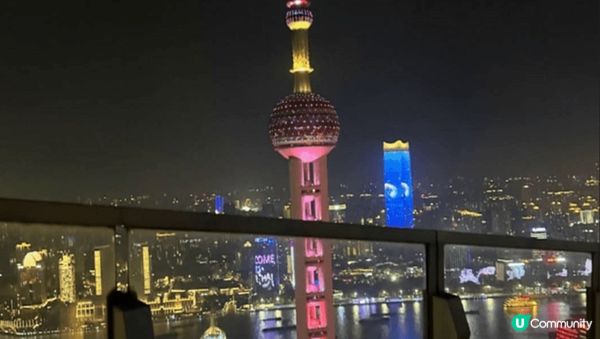 去上海必去的景點之一就是東方明珠塔, 這裡不僅是城市地標, ...