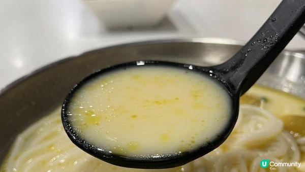 【思思賢美食分享】🍜 灣仔美食推介 - 癡膠雞!|米線控的天堂 📍