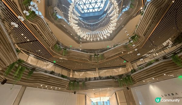 如果行深圳商場行到悶悶地，可以行吓深圳灣嘅新大型娛樂商場K1...