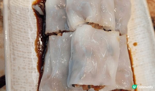 尖沙咀K11 添好運點心專門店，午飯時間要排隊入座，落單後好...