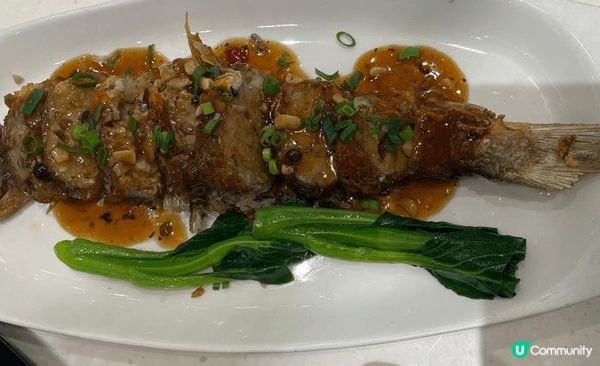 陳根記出名的蠔餅, 九龍灣千島水產火鍋, 客家好棧的釀鯪魚,...