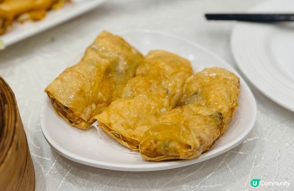 今年初二與家人飲茶，叫了多款點心，雷沙湯丸是一種比較舊式的點...