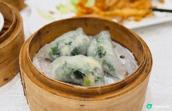 今年初二與家人飲茶，叫了多款點心，雷沙湯丸是一種比較舊式的點...