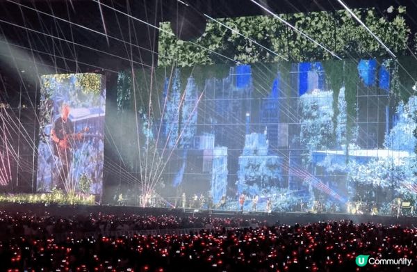 謝霆鋒演唱會，80後集體回憶。地面層，舞台中間偏右。