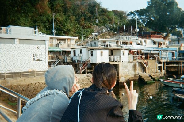 我會同朋友去唔同嘅地方露營，野外地方特別多蚊蟲，尤其係夜晚啲...