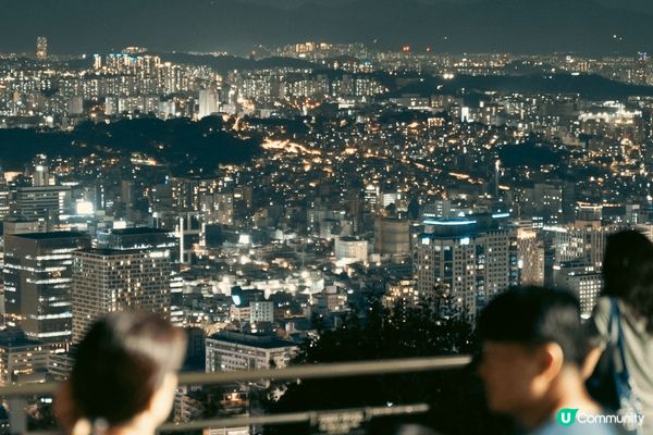 韓國首爾南山塔夜景景色超美又浪漫，適合情侶和一家大細到訪欣賞...