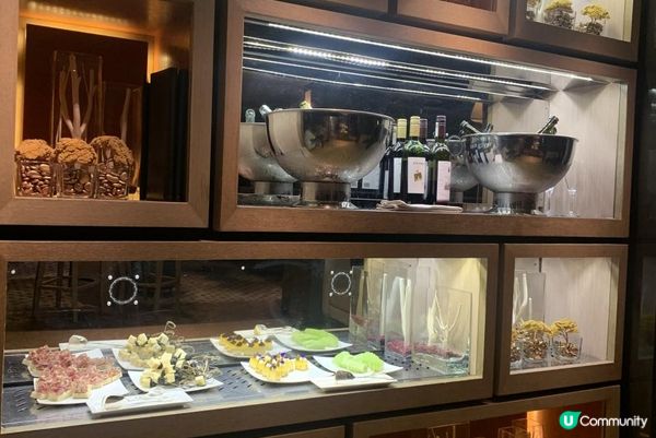 《生活》分享在香港港麗洒店Staycation悠閑地食、食、食的食物質素有驚喜？