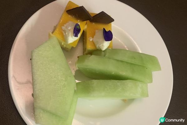 《生活》分享在香港港麗洒店Staycation悠閑地食、食、食的食物質素有驚喜？