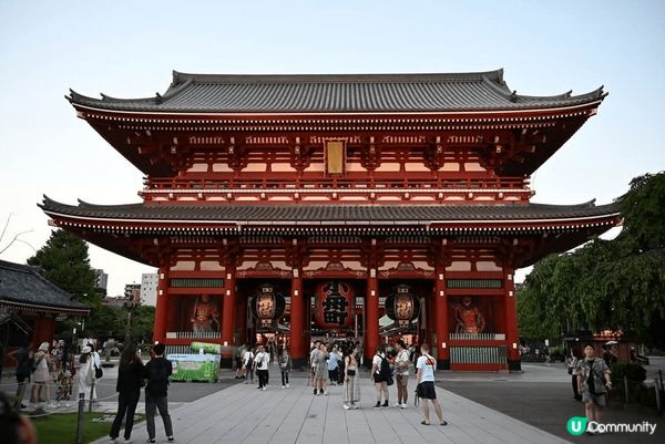 日本淺草寺是東京必去的地方之一, 日日人來人往, 它有一條商...