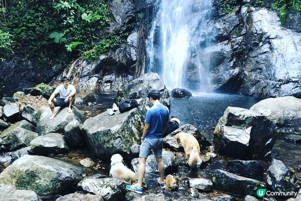 以上為梧桐寨和香港的銅鑼灣避風塘, 1. 梧桐寨的山形容易行...