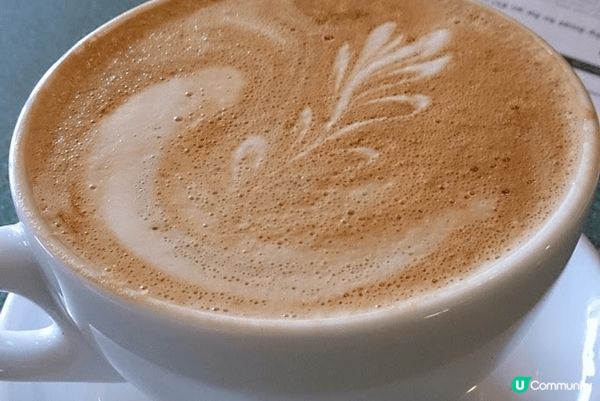 圖1)每天必飲Latte，圖2)去到邊飲拉花啡都有昵個樣，圖...
