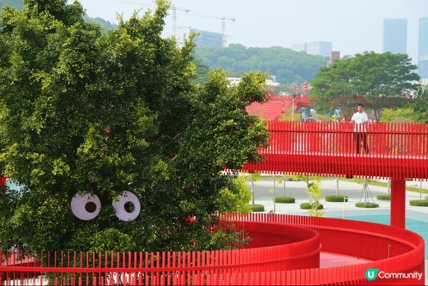 深圳虹橋公園一個非常特別嘅螺旋坡道