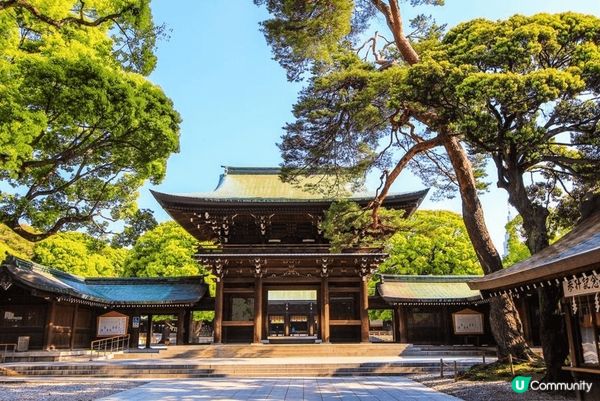 我覺得日本最值得打卡既地方有三個，分別係明治神宮，秋葉原同皇...