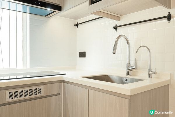 美孚400呎居屋全屋裝修，設計以簡潔及舒適為主，終於可享受一...