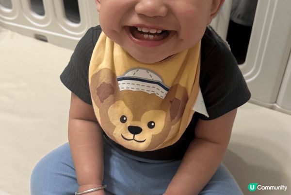 平時Bb好鐘意笑。好有吸引力，其他人見到Bb都會好開心