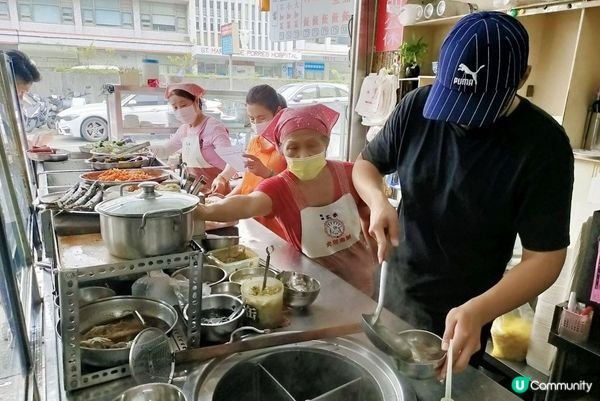 Google4.4顆星老字號「桃城三禾火雞肉飯」豬血湯才20元