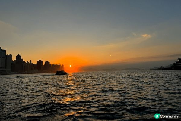 香港不同景點所見到的日落都不同
