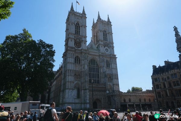 以上都是去到英國必須的打卡點！壯觀的建築不禁令人感動，這不是...