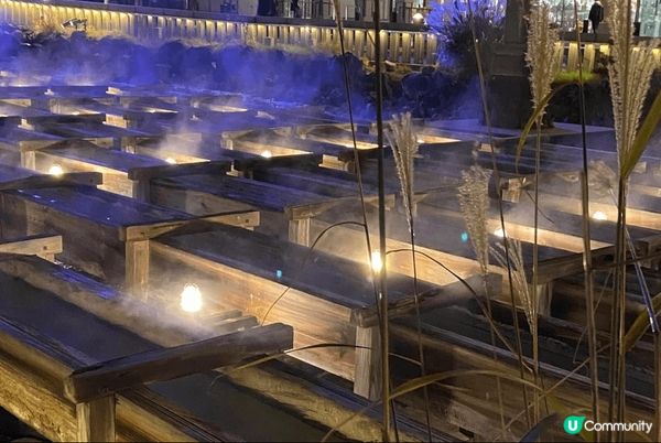 日本的紅葉最為吸引，而湯宿係一個讓人遠離煩囂，景色宜人好地方...