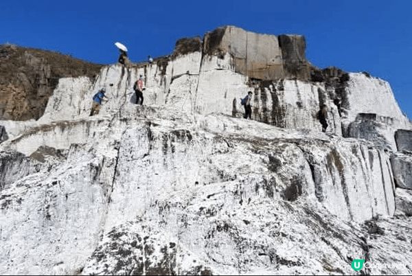 我會推介位於西貢區最南端的島嶼東龍島，島上面有多個著名景點，...