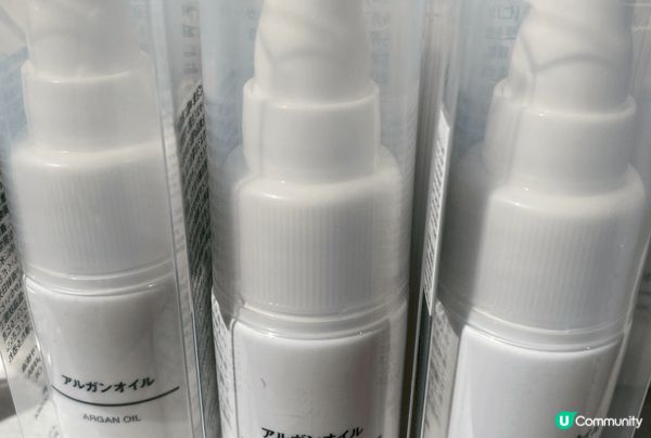 最主要為皮膚補充水份，面膜可以增加膠原蛋白