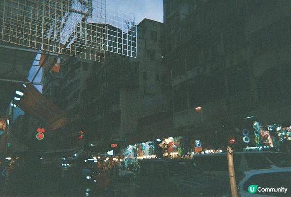 粉紅清真寺和壁畫街都是十分有特色的建築和文化，都好值得去參觀...